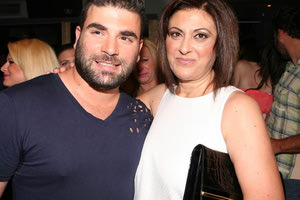 Συγκινεί η μητέρα του Παντελή Παντελίδη ανήμερα της ονομαστικής του εορτής