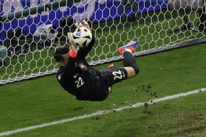 Οι τερματοφύλακες του EURO 2024: Κόστα: «Το παιχνίδι της ζωής μου». Τα 29 «στοπ» του Μαμαρντασβίλι