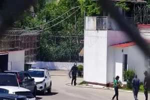 Φυλακές Ιωαννίνων: Μεγάλη επιχείρηση της ΕΛ.ΑΣ., κρατούνται ο υποδιευθυντής και 2 υπάλληλοι