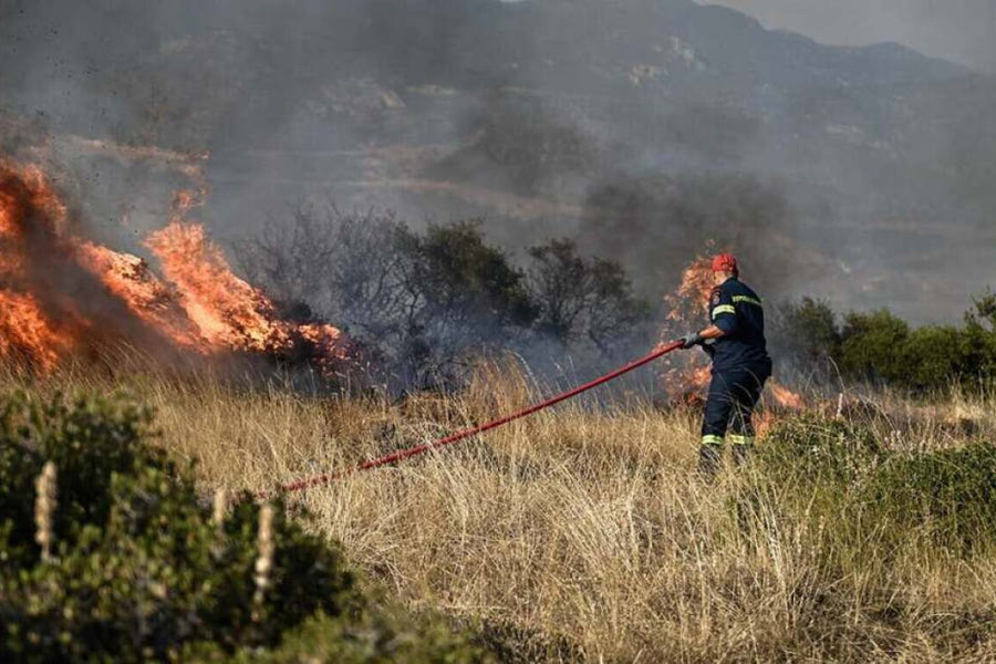 Πολύ υψηλός κίνδυνος πυρκαγιάς και την Παρασκευή – Για ποιες περιοχές συνιστάται προσοχή
