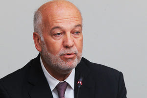 Τα χαστούκια είναι η λύση για τη βία των ανηλίκων;