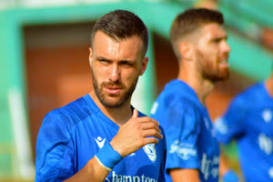 Φουλάρει για Γκέκα ο Γιούχτας