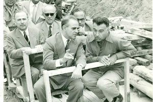 Ο Καραμανλής πριν γίνει πρωθυπουργός…εγκαινίαζε έργα!