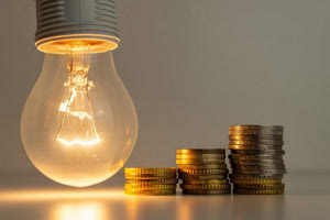 Στα χαρακώματα κυβέρνηση και αντιπολίτευση για το ρεύμα – Παραίτηση Χατζηδάκη ζητεί ο ΣΥΡΙΖΑ