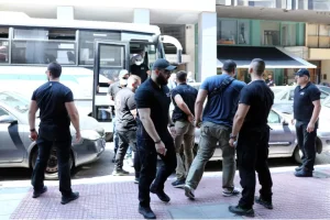 Κύκλωμα εκβιαστών: Προφυλακίστηκαν 5 από τους 6 κατηγορούμενους