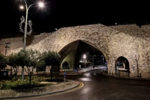 Τι απαντά ο δήμος Ηρακλείου για την… συσκότιση τα τελευταία βράδια στο κέντρο της πόλης