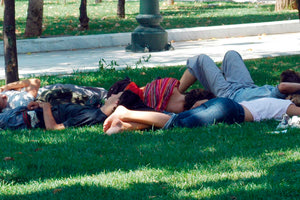 Τεμπέληδες οι Έλληνες; Πλάκα μου κάνεις;