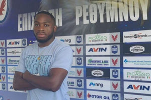 Κοντά σε Κάμερον ο ΑΟΤ