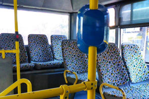 Αιτωλοακαρνανία: 26χρονος επιδειξίας γδύθηκε μέσα σε αστικό λεωφορείο με μαθητές