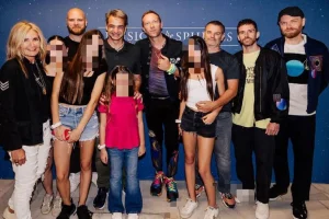 Το ευχαριστώ του Κυριάκου Μητσοτάκη στους Coldplay για το βίντεο τους στο Ηρώδειο