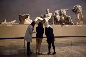 Συζήτηση περί Γλυπτών του Παρθενώνα στο Βρετανικό Μουσείο
