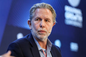 Παύλος Γερουλάνος: Ποιο είναι το επιτελείο του υποψήφιου για την ηγεσία του ΠΑΣΟΚ