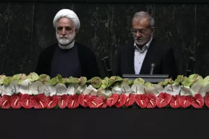 Ιράν: Ο Μασούντ Πεζεσκιάν ορκίστηκε πρόεδρος