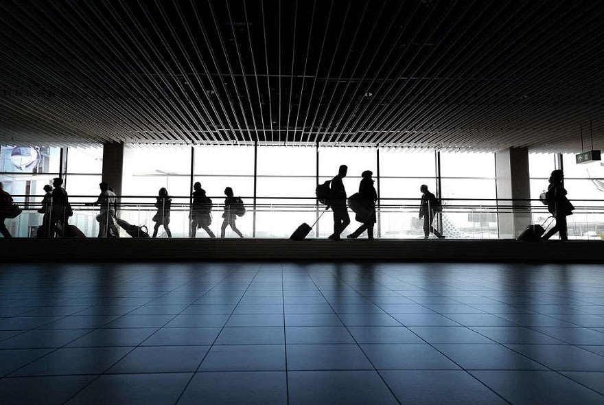 Πάνω από 2,5 δισ. ευρώ ξοδεύουν φέτος οι Έλληνες για ταξίδια στο εξωτερικό