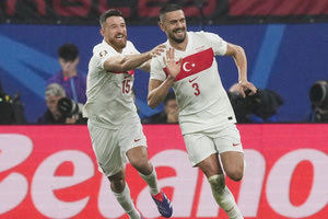 Αυστρία – Τουρκία 1-2: Οι Τούρκοι πέταξαν για τους 8 με ηρωικό Ντεμιράλ και την απόκρουση του αιώνα στο φινάλε
