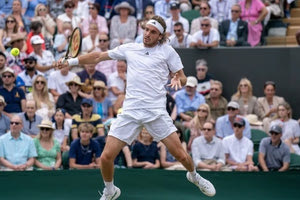 Εκτός Γουίμπλεντον από τον 2ο γύρο ο Τσιτσιπάς