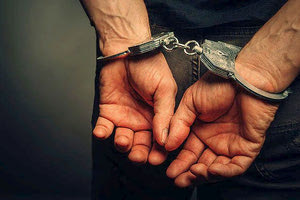 Ηράκλειο: Συνελήφθη ο «εμπρηστής» των οχημάτων του αστυνομικού και ο ηθικός αυτουργός