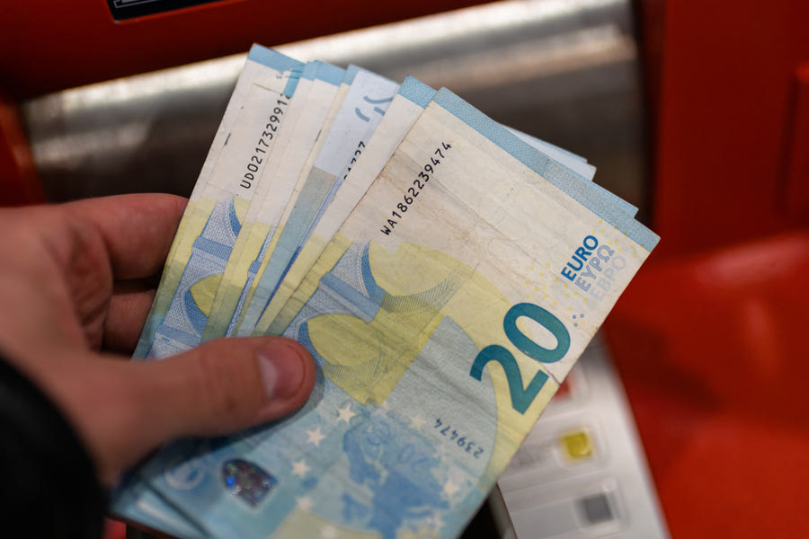 Ξάνθη: Τρία άτομα προσπάθησαν να διοχετεύσουν πλαστά χαρτονομίσματα