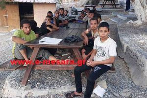 Μονή Κουδουμά: 18 μετανάστες εντοπίστηκαν τα ξημερώματα κοντά στην παραλία