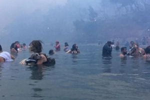 Φωτιά στο Μάτι: «Στον δρόμο συναντούσα καμένους ανθρώπους, όχι όμως πυροσβεστικά»