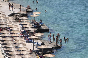 MyCoast: 2.500 καταγγελίες σε μία εβδομάδα για αιγιαλούς και τις ακτές – Οι «πρωταθλήτριες» περιοχές