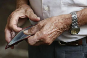 Συντάξεις: Αναγνώριση πλασματικών ετών και για επικουρική με 15ετία