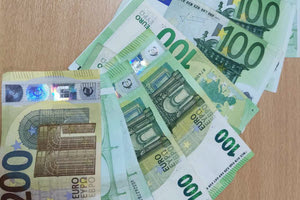 Άρπαξαν 45.000 ευρώ από ηλικιωμένη με το πρόσχημα χειρουργικής επέμβασης συγγενούς της