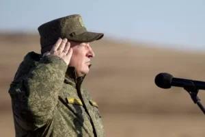 Aυτός είναι ο Ρώσος στρατηγός που άνοιξε τις πύλες των συνόρων για να περάσουν οι Ουκρανοί