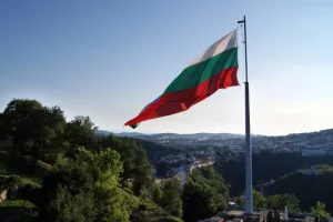 Βουλγαρία: Το κοινοβούλιο ενέκρινε νόμο που απαγορεύει τη “ΛΟΑΤΚΙ προπαγάνδα” στα σχολεία