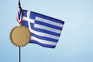 Χαμογελάμε κι ελπίζουμε από επιλογή