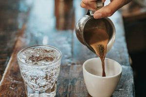 Νέες αυξήσεις από 1 Σεπτεμβρίου στις τιμές του καφέ ακόμα και στο 20%