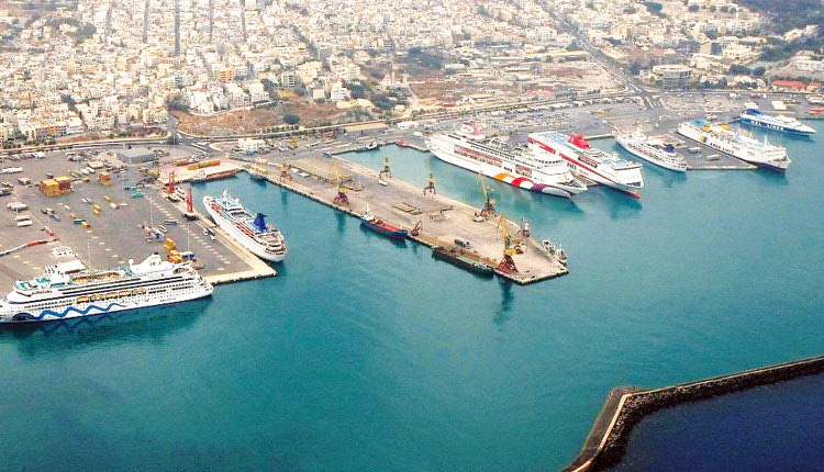 Ετοιμάζεται η νομοθετική ρύθμιση για τη χερσαία ζώνη στο λιμάνι του Ηρακλείου
