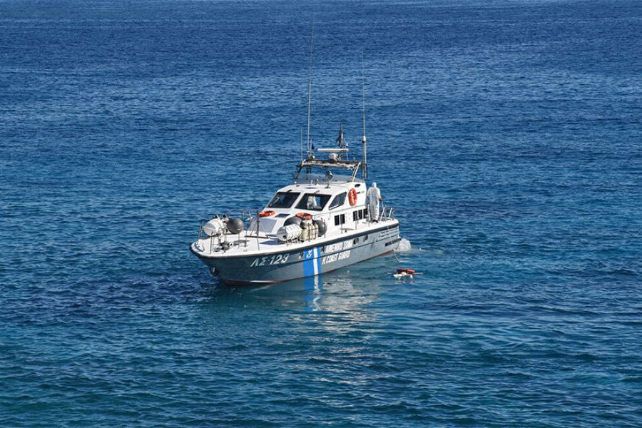 Τριανταπέντε μετανάστες διασώθηκαν στο Αγιοφάραγγο
