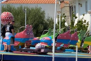 Θάνατος 19χρονου σε λούνα παρκ στην Χαλκιδική: Κακουργηματική δίωξη στον ιδιοκτήτη, τον χειριστή του παιχνιδιού και τον μηχανικό