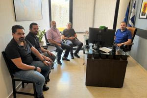 Σημαντικές ανακοινώσεις στον Φραγκίσκο Παρασύρη για τους μελισσοκόμους της Κρήτης