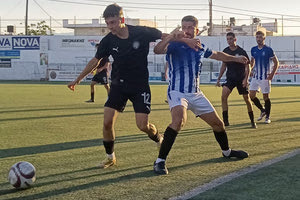 Συγκίνηση και βραβεύσεις  στο Ατσαλένιο για τον Στράτο