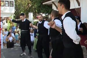 Πηλιορείτικος γάμος: Μια επινοημένη παράδοση που αναβιώνει πολλές δεκαετίες