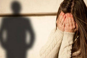 Καλαμάτα: Κατήγγειλε τον αδερφό της για βιασμό – Ειδοποίησε με 112 τις Αρχές