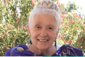 Μια γιατρός 102 ετών παρουσιάζει το ένα πράγμα που κάνουν οι πιο ευτυχισμένοι και υγιείς άνθρωποι