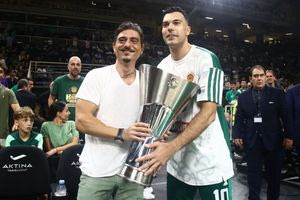 Το δώρο του Δημήτρη Γιαννακόπουλου στους παίκτες του Παναθηναϊκού και τον Αταμάν για το 7ο ευρωπαϊκό