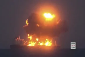 Τάνκερ Sounion: Αγωνία για την τύχη του – Τεράστιος ο κίνδυνος για το περιβάλλον