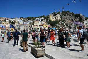 Σχεδόν 7 δισ. ευρώ έφτασαν οι εισπράξεις του πρώτου εξαμήνου 2024