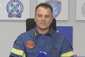 Ενημέρωση Βαθρακογιάννη για τη φωτιά στον Βαρνάβα: Εξελίσσεται προς τη λίμνη του Μαραθώνα