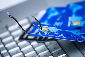 Ηράκλειο: Πίστεψε ότι δικαιούται επίδομα, έχασε 5.000 ευρώ!