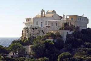 Η λατρεία της Μεγαλόχαρης