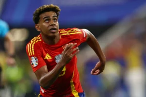 Λαμίν Γιαμάλ: Σε «σοβαρή αλλά σταθερή» κατάσταση ο πατέρας του έπειτα από επίθεση με μαχαίρι