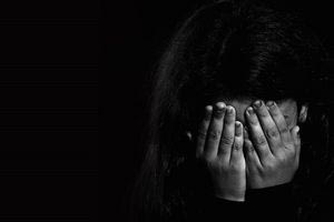 Λέσβος: «Την βρήκα σε ημιλιπόθυμη κατάσταση, μετά την κατάποση 11 χαπιών» – Συγκλονίζει η μητέρα της 13χρονης που έπεσε θύμα βιασμού