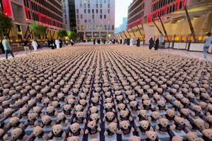 Κατάρ: Χιλιάδες αρκουδάκια για τα χαμένα παιδιά της Γάζας