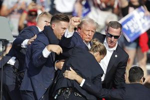 Τραμπ: Γλιτώνει από δεύτερη “φερόμενη απόπειρα δολοφονίας” του – Ποιος είναι ο βασικός ύποπτος