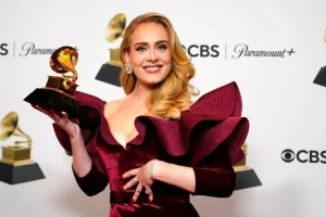 Η Αντέλ ανακοίνωσε ότι αποσύρεται από τη μουσική σκηνή